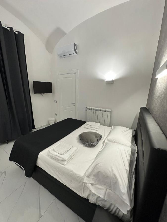 La Casetta - Rooms Сан-Джорджо-а-Кремано Экстерьер фото